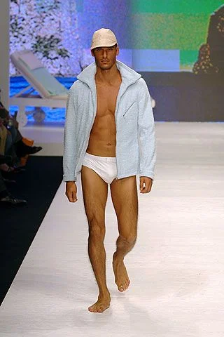 Look 10